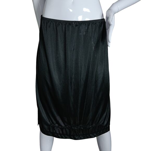 Unique Lingerie Half Slip / Underskirt Size Large Black Slits on Both Sides - Picture 1 of 9